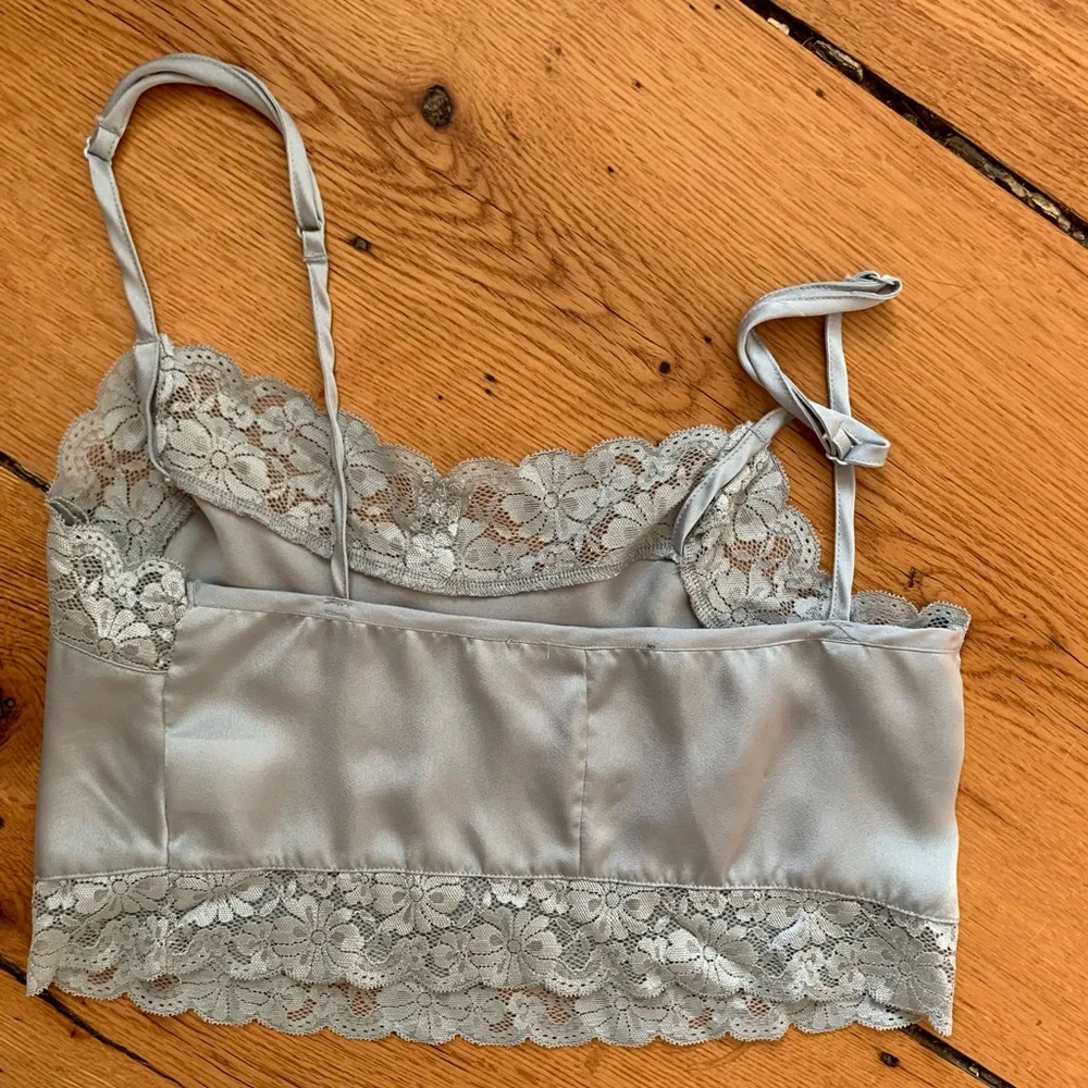 Brandy Melville cropped cami - Picture 4 of 4